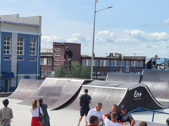 В столице Забайкальского края появился профессиональный скейт-парк площадью 1300 квадратных метров