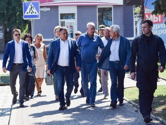 Губернатор Тверской области пообщался с жителями Бердянска