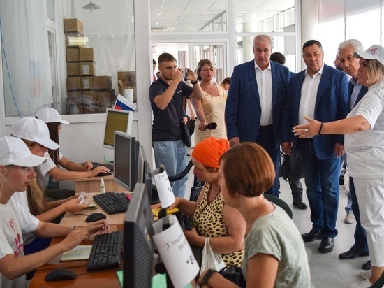 Губернатор Тверской области привез партию гумпомощи в Бердянск