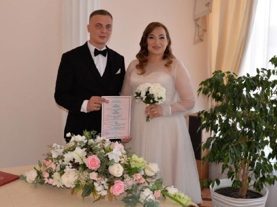 В ЗАГСе Мичуринска зарегистрировались уже триста пар молодожёнов