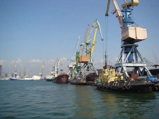 В порту Бердянска обнаружили взрывоопасные предметы