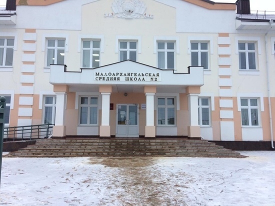 На Орловщине приёмку успешно прошла школа с трещинами в полу
