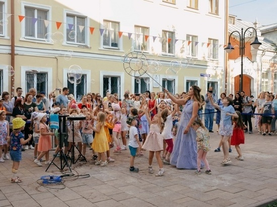 20 августа в Смоленске пройдет очередной фестиваль «АРТ-МАЯКовский»
