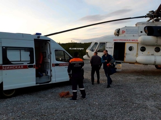 Туриста с травмой плеча эвакуировали из Терского района на вертолете