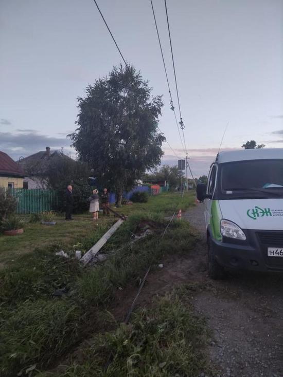 В Кемерове более 1000 домов остались без света из-за наезда грузовика на опору ЛЭП