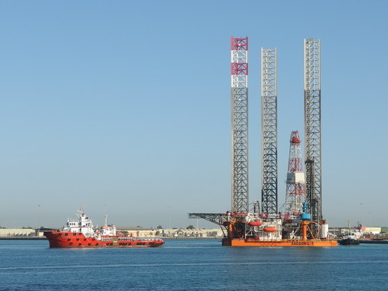 «Газпром нефть» через суд требует перевести СП с Shell в российскую юрисдикцию