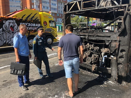 Прокуратура Чебоксар установит причины вчерашнего пожара в автобусе