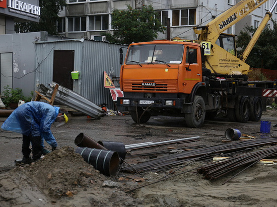 Ремонт теплотрассы на улице Кропоткина в Новосибирске завершат к середине сентября