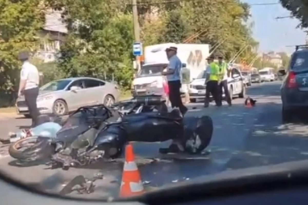 Трагедия в костромском Черноречье: мотоциклист погиб при столкновении с иномаркой