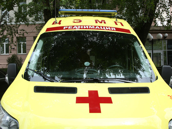 В Москве в перевернувшемся автомобиле погиб человек