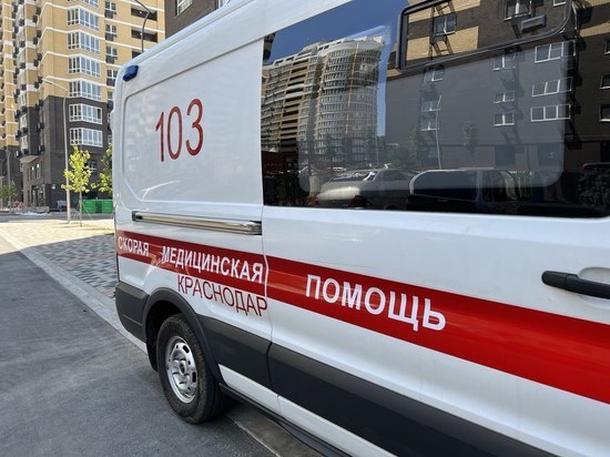 В Гулькевичах 7-летняя девочка на электросамокате попала под машину