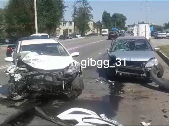 В Белгороде в результате ДТП пострадали два водителя и 13-летний подросток