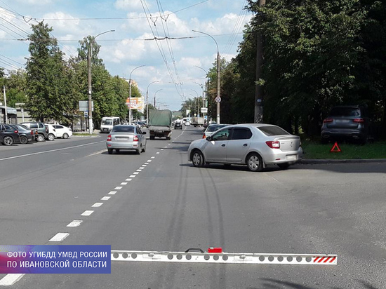 В Иванове водитель без прав стал виновником аварии