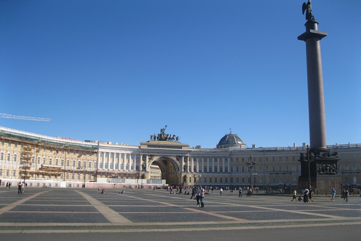 Санкт петербург дворцовая площадь