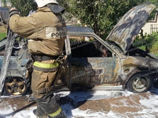 Житель Башкирии из мести поджег машину своего отчима