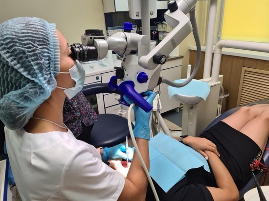 Современный микроскоп установили в Сахалинской областной стоматологической поликлинике