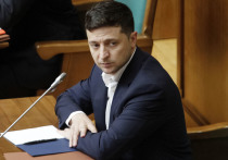 Президент Украины Владимир Зеленский допускает ошибку за ошибкой - уже, кажется, весь мир осознал опасность украинского шантажа ситуацией на Запорожской АЭС, а недавнее скандальное интервью Зеленского The Washington Post ввело жителей Незалежной в ступор