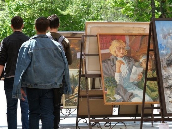 В Белгороде на Музейной площади покажут картины местных художников