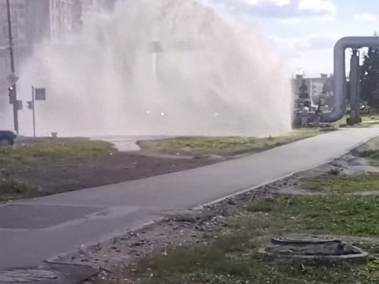 В Архангельске появился новый «фонтан» из-за гидравлических испытаний
