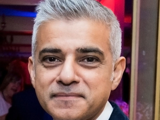 Мэр Лондона предупредил «миллионы британцев» о голодной и холодной зиме