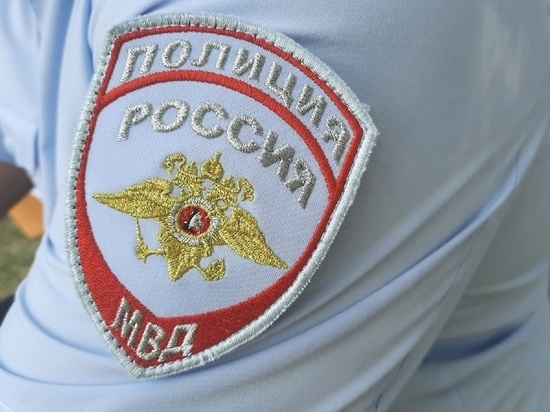 В Строителе задержали мужчину, который украл деньги с помощью чужого телефона