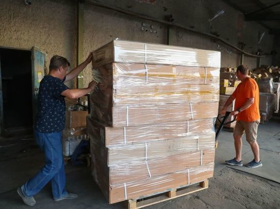 13 тонн гуманитарной помощи отправили астраханцы в Кременской район ЛНР