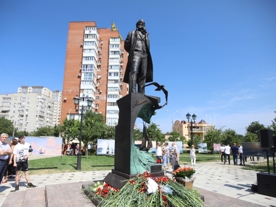 На Старокубанском кольце установили памятник Айвазовскому