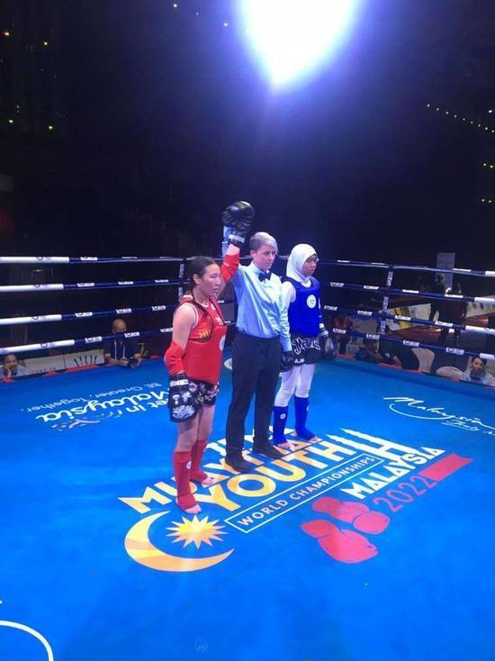Девушка из Тувы победила в Первенстве мира по тайскому боксу