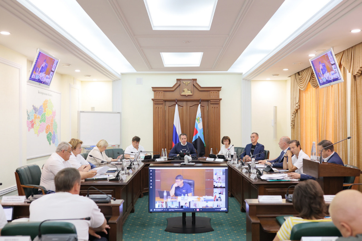 Работающего главой. Белгородский губернатор. Правительство РФ фото. Гладков губернатор Белгородской области. Сайт главы Предгорного муниципального округа.