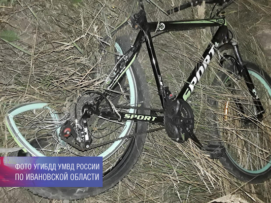 В воскресенье в Ивановской области двое велосипедистов попали под колеса авто