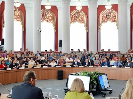 Доходы орловских педагогов вырастут почти на 160%