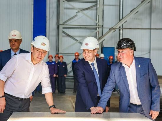 Евгений Куйвашев открыл новый цех Уралмашзавода с отечественным оборудованием