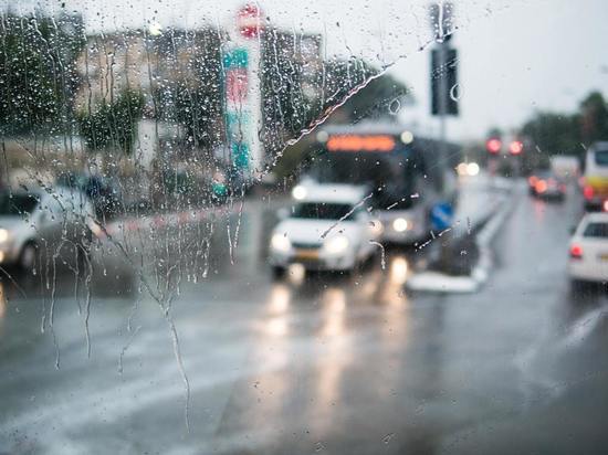 Названо время прекращения сильного дождя в Южно-Сахалинске