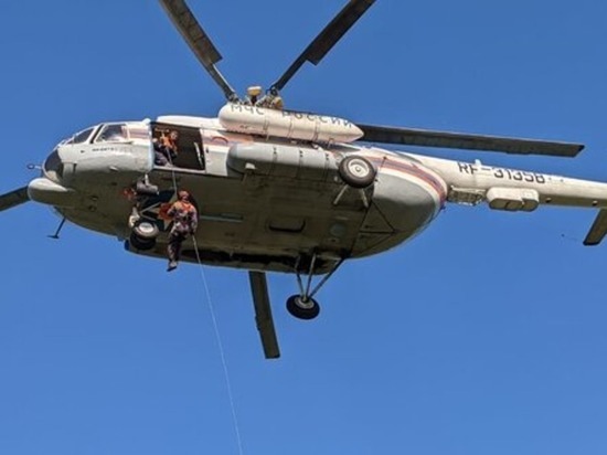 Вертолет Ми-8 отправят на поиски потерявшихся женщин в Смирныховском районе
