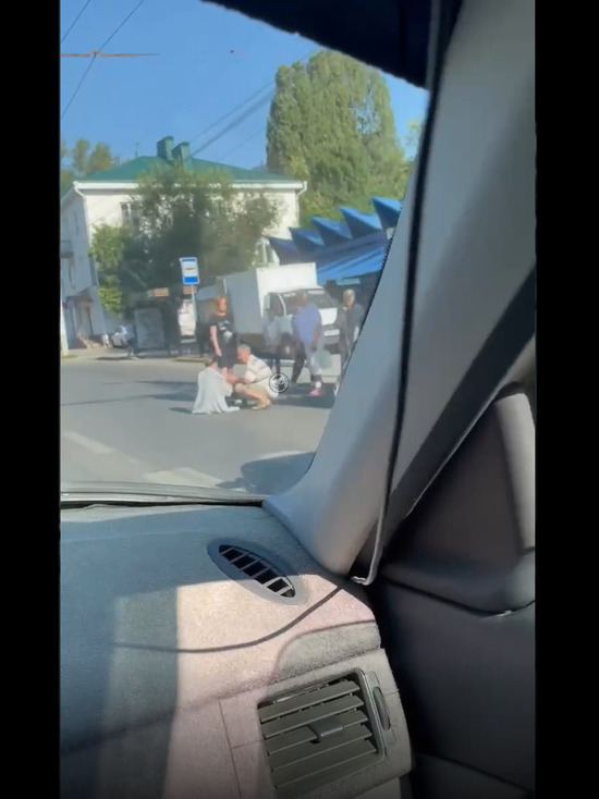 В Пензе на пешеходном переходе сбили девушку