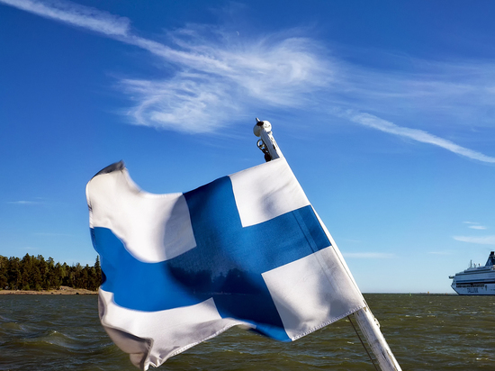 Финляндия начала замедлять выдачу виз россиянам