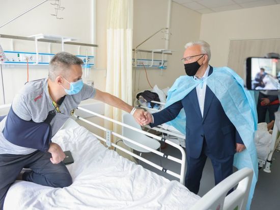  28 пострадавших жителей ЛНР проходят лечение в Красноярской краевой больнице