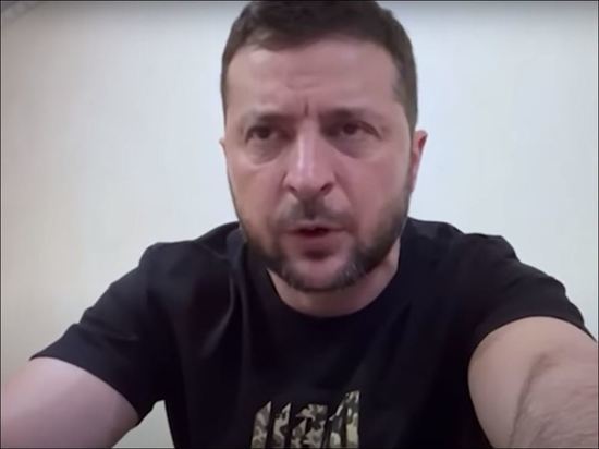 Зеленский опроверг слухи об увольнении главкома ВСУ Залужного