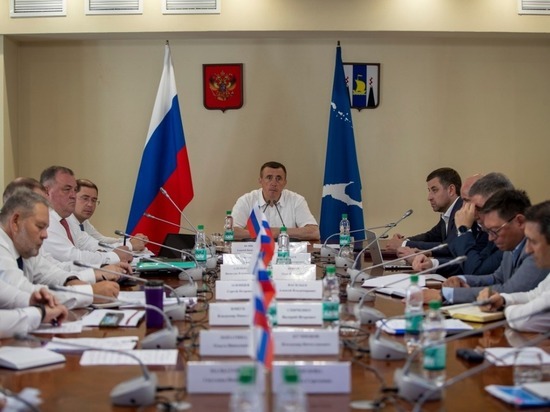 Губернатор раскритиковал темпы оснащения контейнерами для раздельного сбора мусора на Сахалине