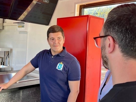 Бургеры с олениной: кафе Tesla Burger открывается в Муравленко