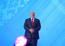 Президент Белоруссии Александр Лукашенко направил поздравление народу Украины с Днем независимости, заявив, что текущие противоречия не разрушат добрососедские отношения между народами двух стран

Белорусский лидер выразил убеждённость, что нынешние противоречия не смогут уничтожить «многовековой фундамент искренних добрососедских отношений между народами двух стран»