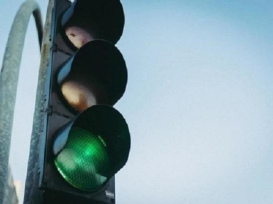 В Барнауле 24 августа отключат светофор на одной из улиц