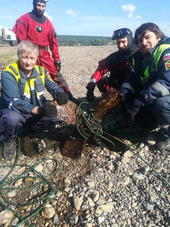 Кемеровские водолазы нашли винт из прошлого века в районе новой набережной Томи