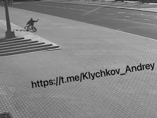 Поджигателя орловской обладминистрации сняла камера наблюдения