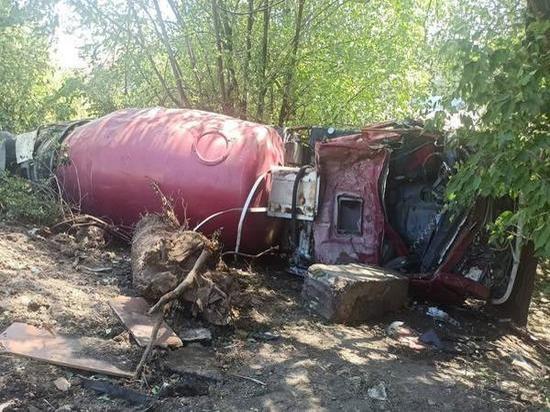 В Ростове-на-Дону умер 27-летний водитель перевернувшейся бетономешалки