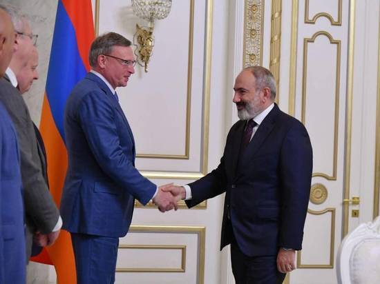 Глава Омской области Александр Бурков и премьер-министр Армении договорились о сотрудничестве