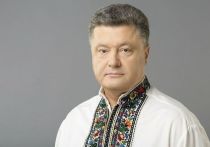 Экс-глава Украины Петр Порошенко рассказал, что еще в начале спецоперации на Украине его супруга, Марина, попросила выдать ей оружие и камуфляж для вступления в тероборону