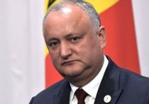 Экс-глава Республики Молдавия Игорь Додон настойчиво предлагает жителям своей страны выходить на протестные акции