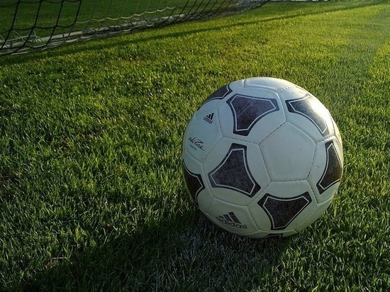 На стадионе «Локомотив» в Тамбове разыграют призы клуба «Кожаный мяч»