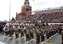 Юбилейный XV-й международный военно-музыкальный фестиваль «Спасская башня» пройдёт с 26 августа до 4 сентября в Москве на Красной площади, территории ВДНХ, а также в парках и скверах столицы